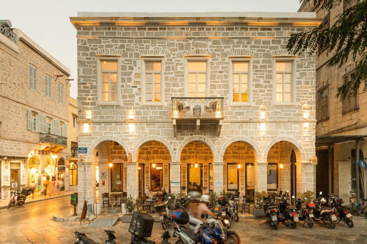Syros Soul Luxury Suites Ερμούπολη Εξωτερικό φωτογραφία